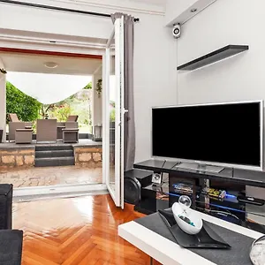  Apartament Cave